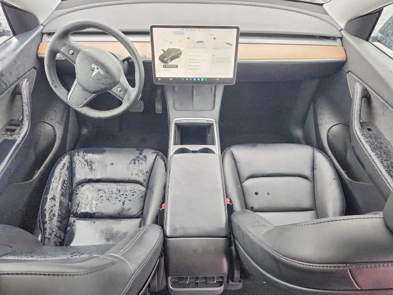 2022 TESLA MODEL Y 8