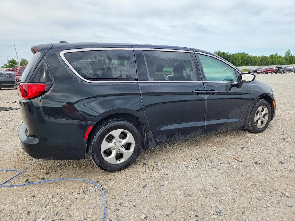 2017 CHRYSLER PACIFICA LX 3