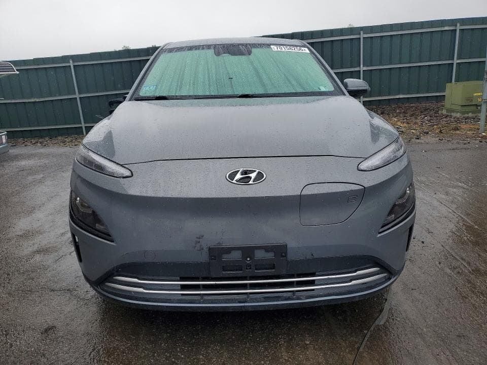 2023 HYUNDAI KONA SE 5