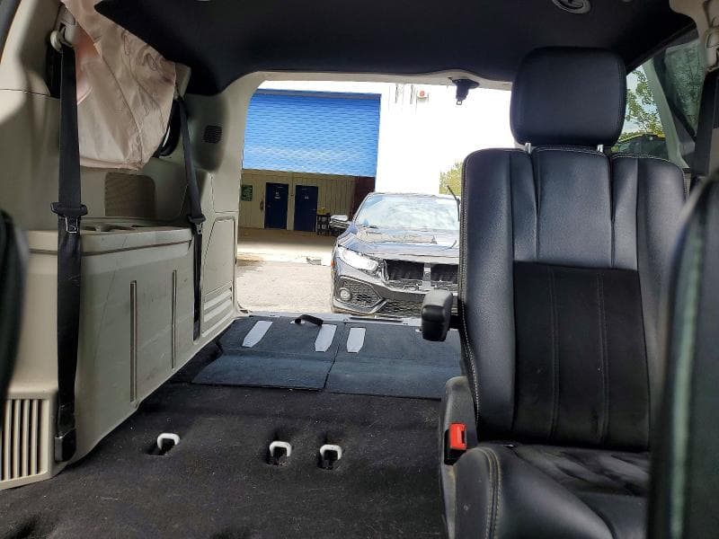 2017 DODGE GRAND CARAVAN SXT 10