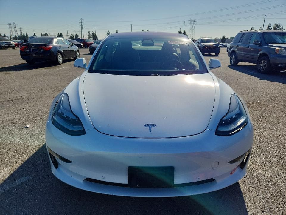 2018 TESLA MODEL 3 5