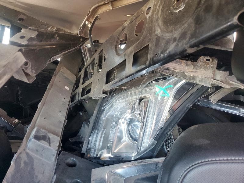 2019 GMC YUKON SLT 10