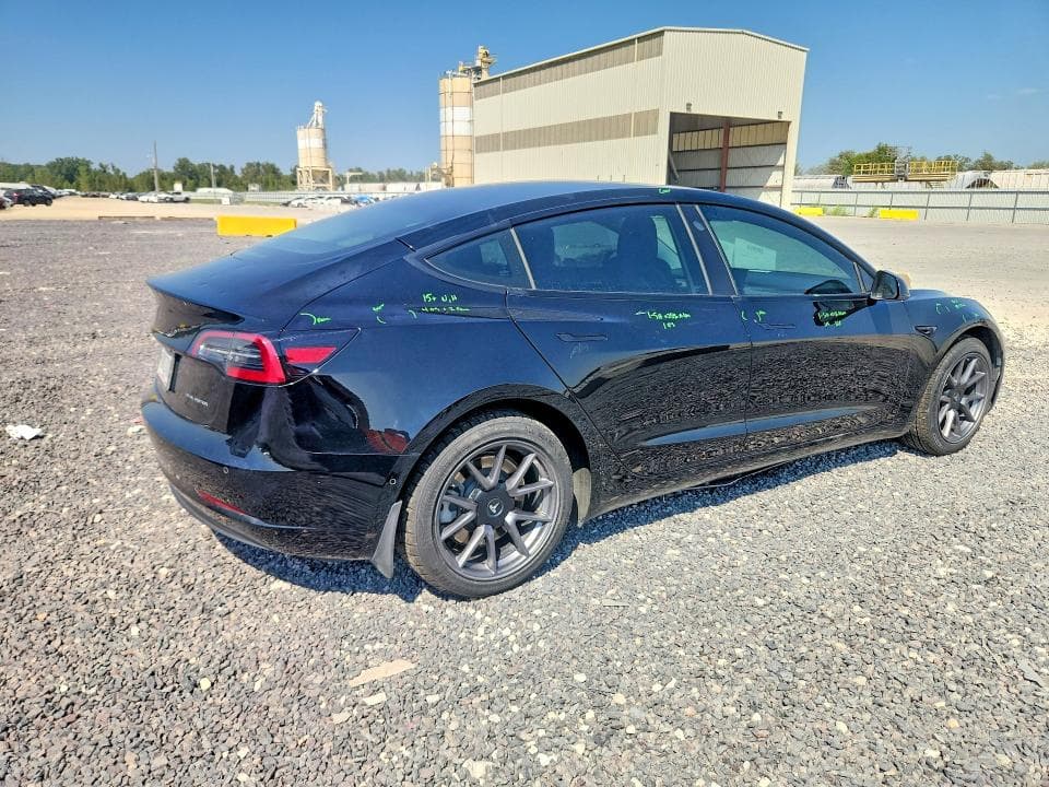 2021 TESLA MODEL 3 3