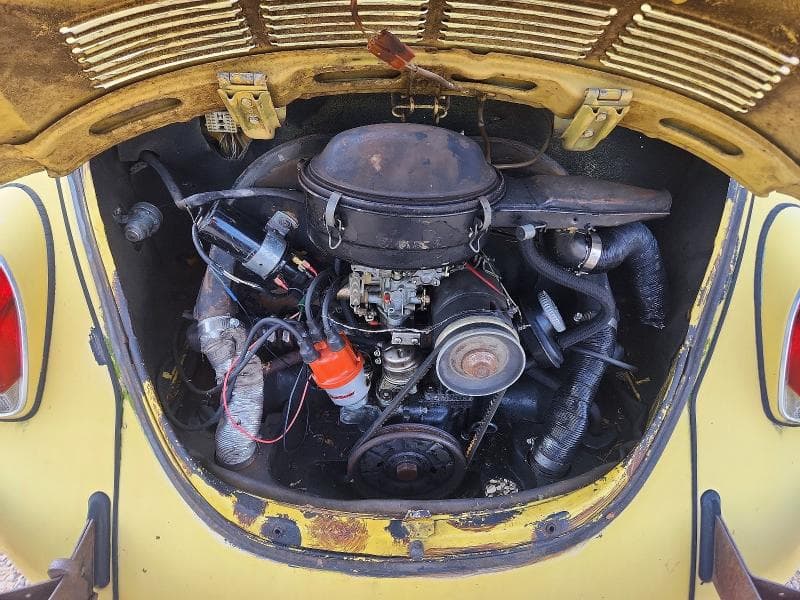 1972 VOLKSWAGEN BEETLE 11