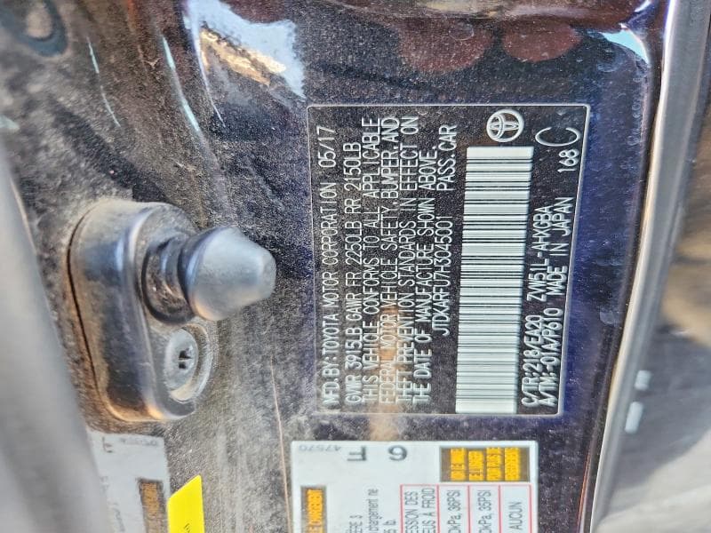 2017 TOYOTA PRIUS FOUR 13