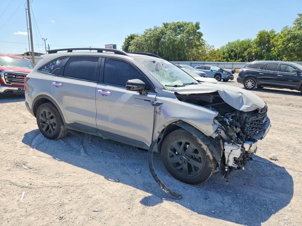 2023 KIA SORENTO S 4