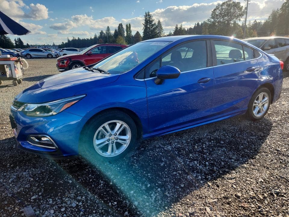 2017 CHEVROLET CRUZE LT