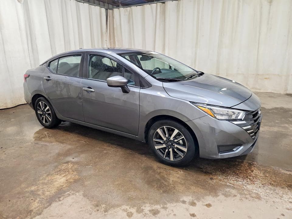 2025 NISSAN VERSA SV 4