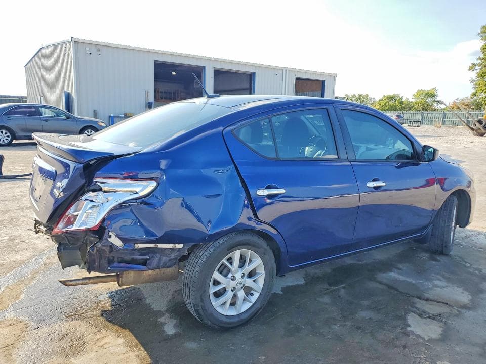 2019 NISSAN VERSA SV 3