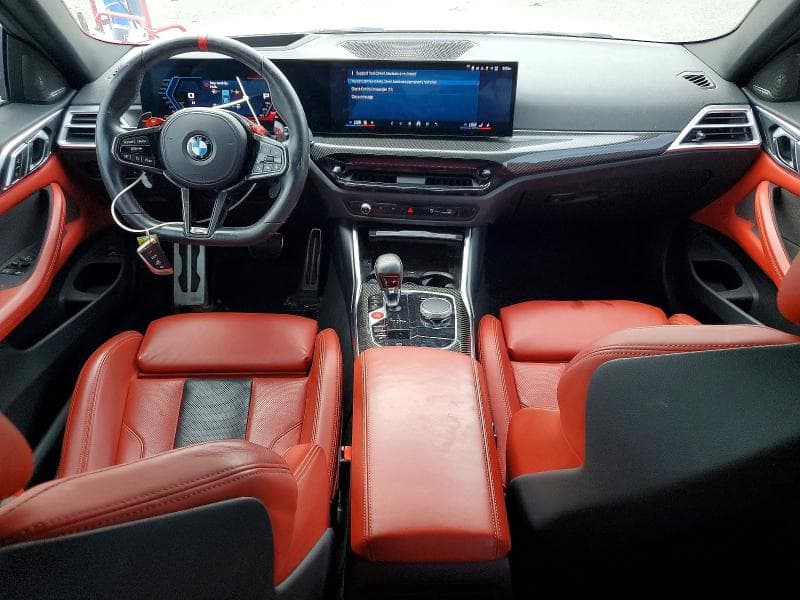2025 BMW M4 COMPETITION 8