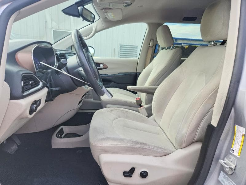 2017 CHRYSLER PACIFICA LX 7