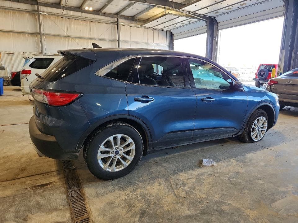 2020 F ESCAPE 3