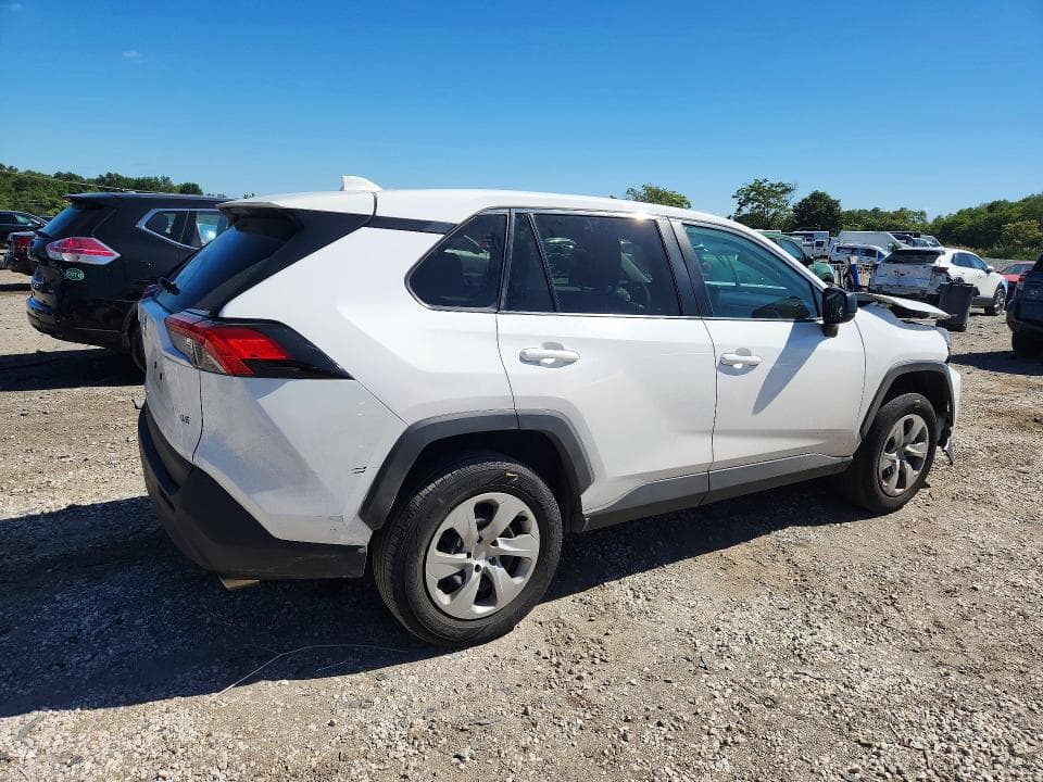2022 TOYOTA RAV4 LE 3