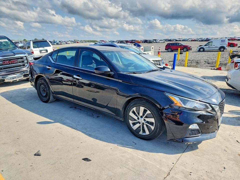 2020 NISSAN ALTIMA S 4