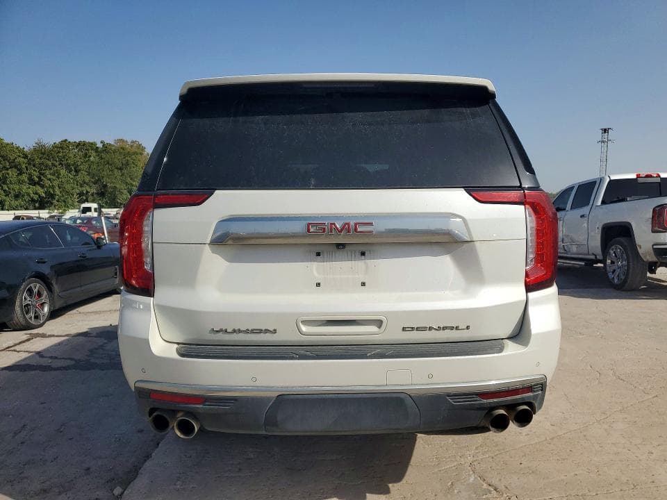 2021 GMC YUKON DENALI 6