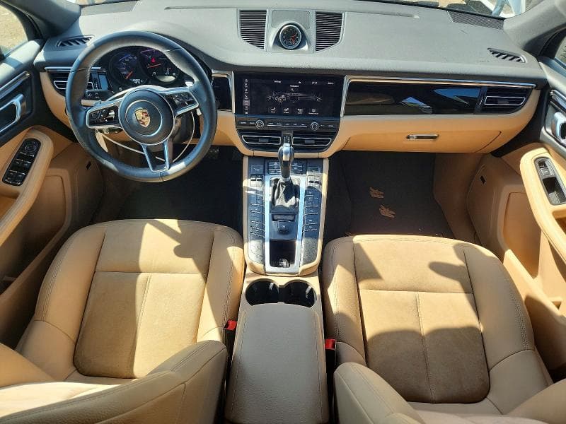 2020 PORSCHE MACAN 8