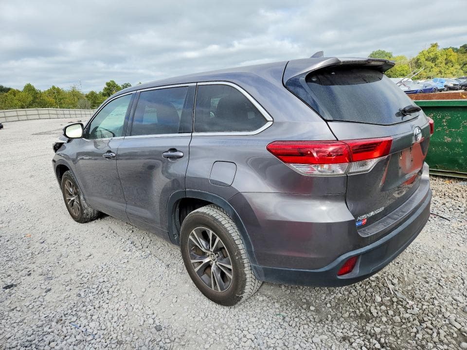2017 TOYOTA HIGHLANDER LE PLUS 2