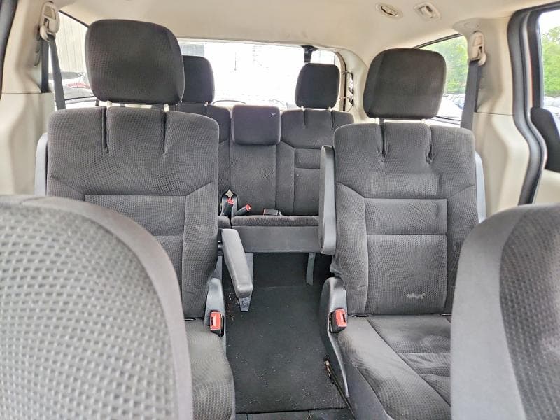 2019 DODGE GRAND CARAVAN SE 10
