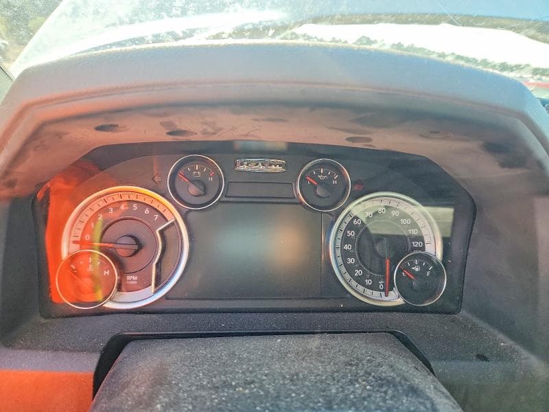 2019 RAM 1500 CLASSIC SLT 9