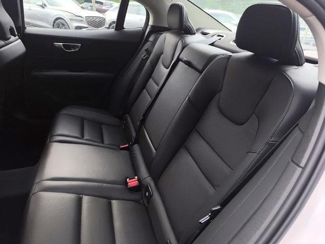 2024 VOLVO S60 PLUS 11
