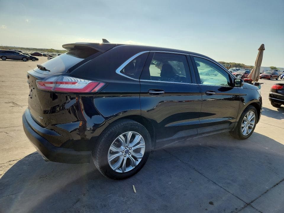 2022 FORD EDGE TITANIUM 3