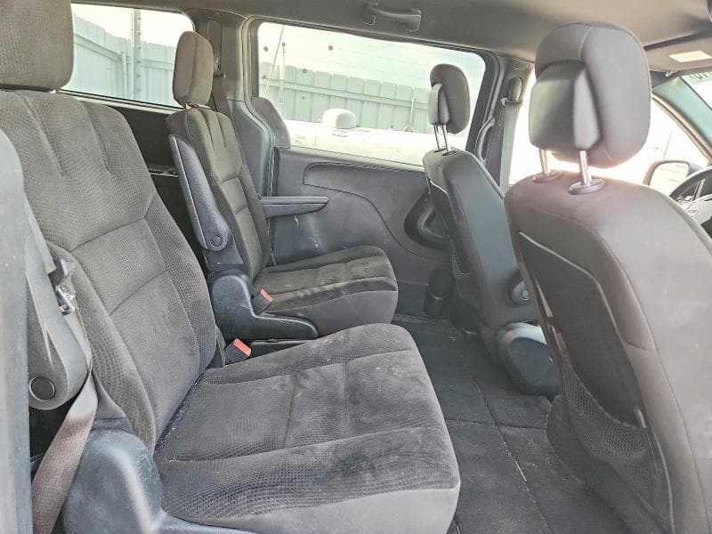 2018 DODGE GRAND CARAVAN SE 11
