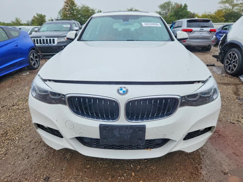 2018 BMW 330 XIGT 5