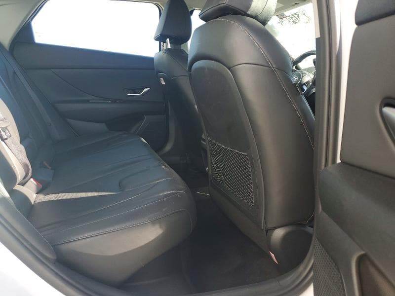 2025 HYUNDAI ELANTRA LIMITED 10
