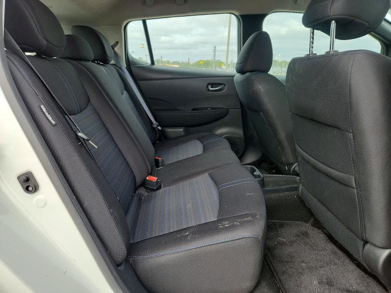 2023 NISSAN LEAF SV PLUS 10