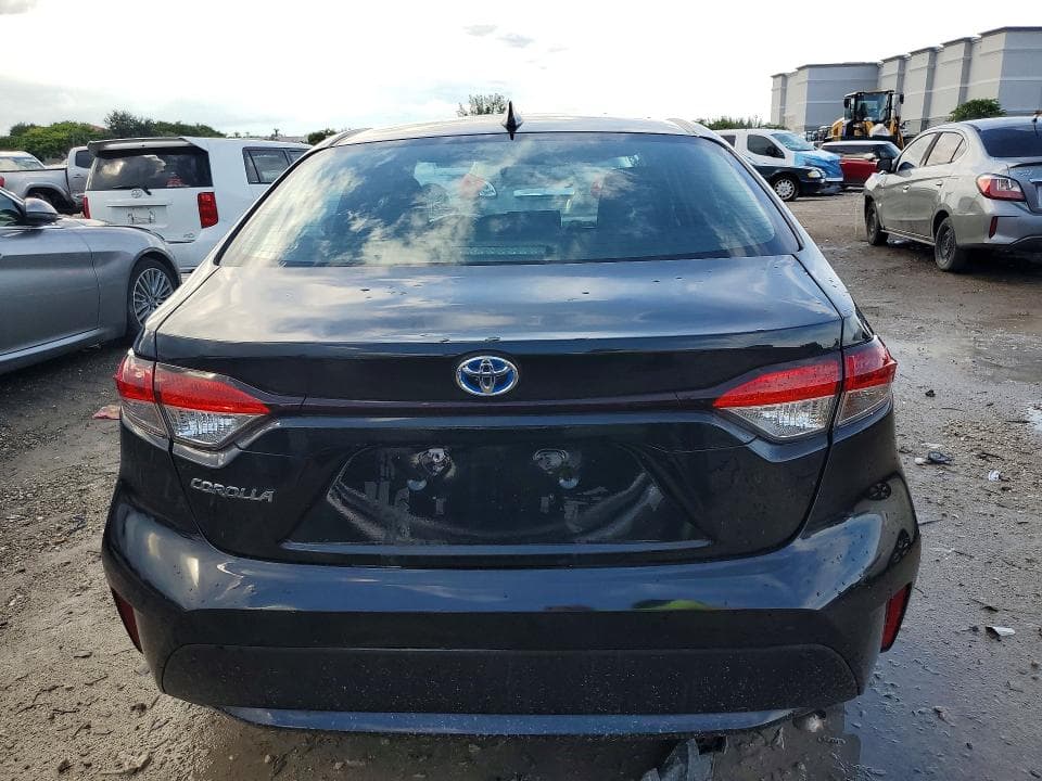2021 TOYOTA COROLLA LE 6