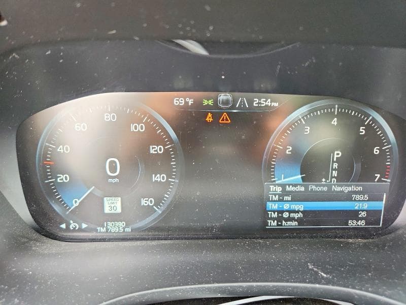 2018 VOLVO XC60 T5 9