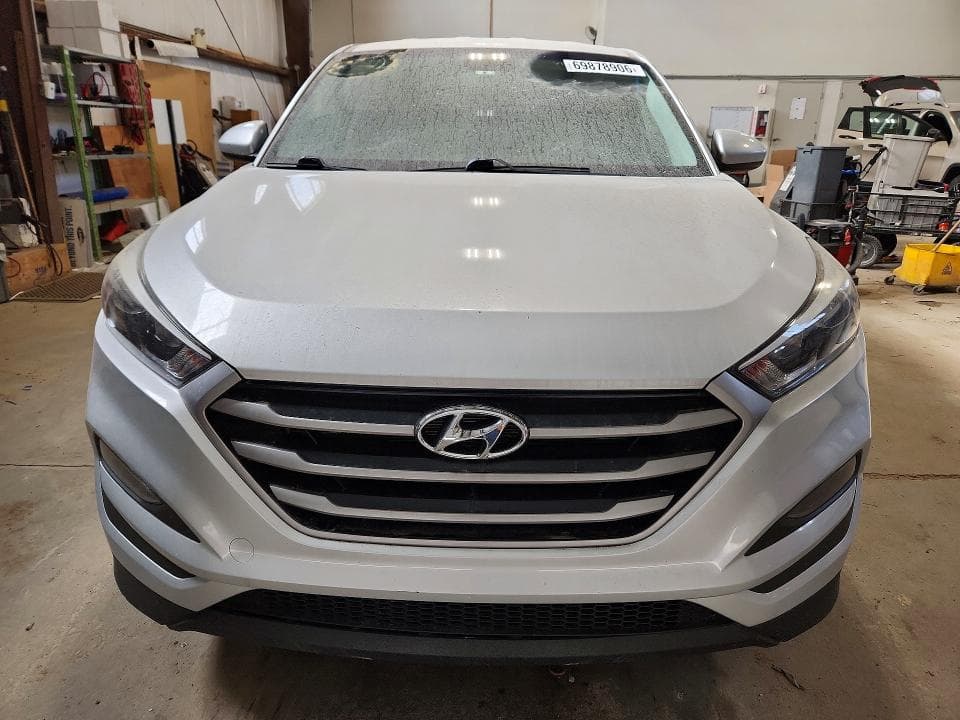 2017 HYUNDAI TUCSON SE 5