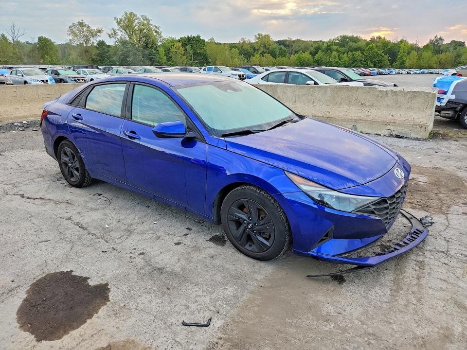 2021 HYUNDAI ELANTRA SEL 4