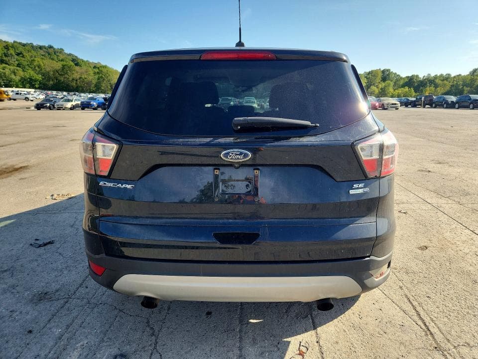 2017 FORD ESCAPE SE 6