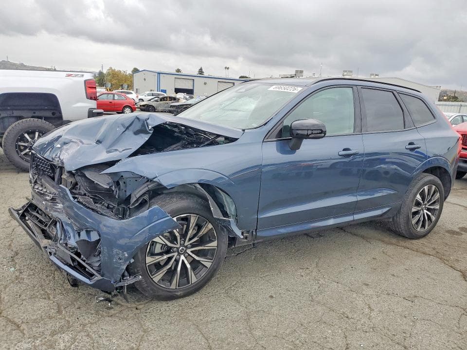2024 VOLVO XC60 PLUS - 1