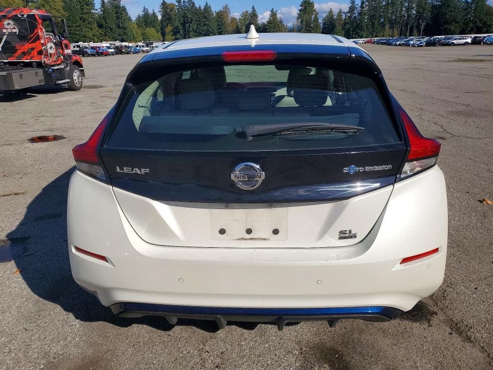 2021 NISSAN LEAF SL PLUS 6