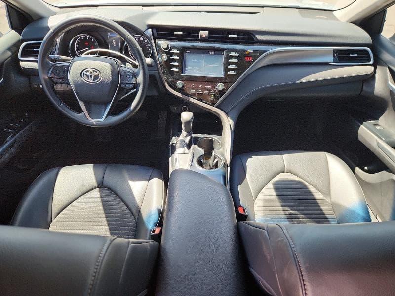 2018 TOYOTA CAMRY SE 8