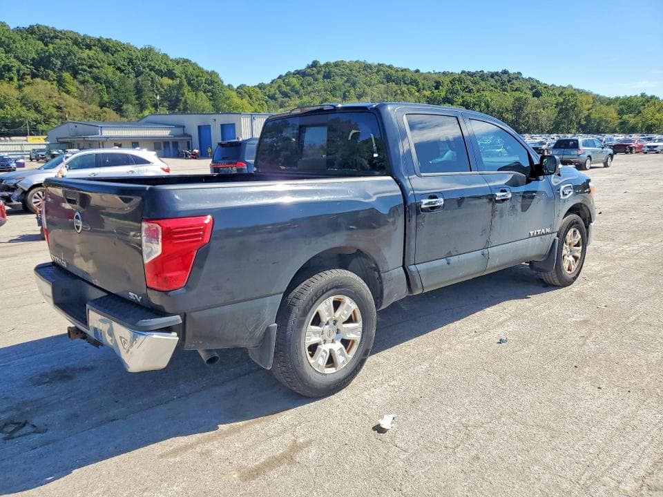 2017 NISSAN TITAN S 3