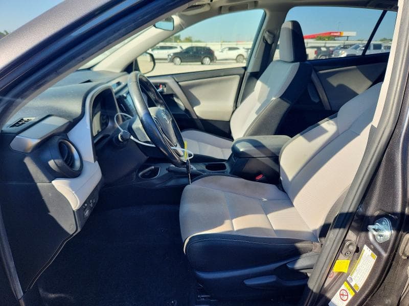 2017 TOYOTA RAV4 XLE 7