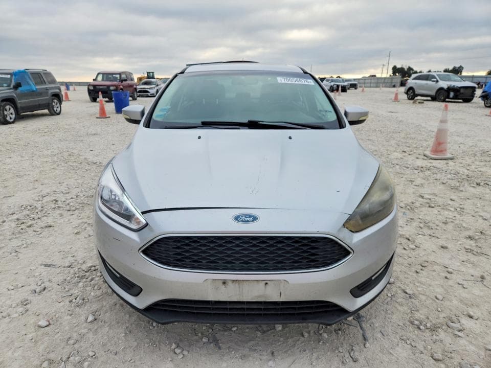 2017 FORD FOCUS SEL 5