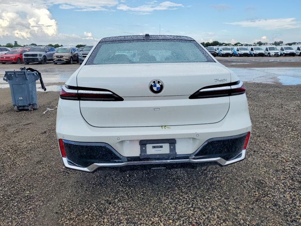 2026 BMW 740 I 6
