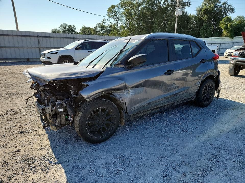 2018 NISSAN KICKS S