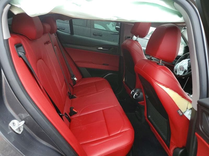 2021 ALFA ROMEO STELVIO TI 11
