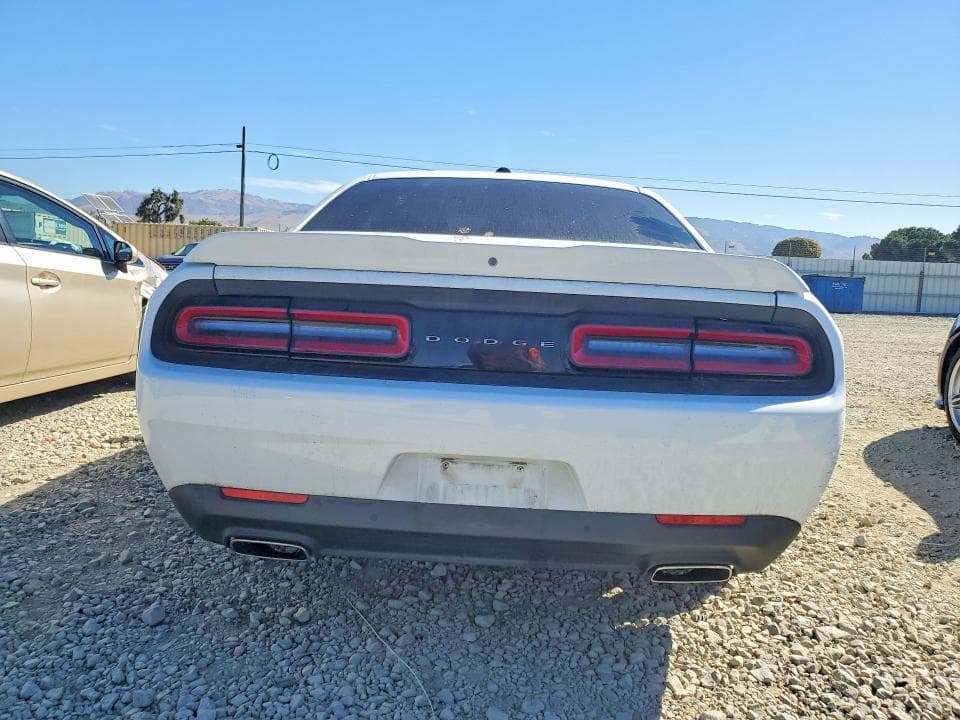 2020 DODGE CHALLENGER SXT 6