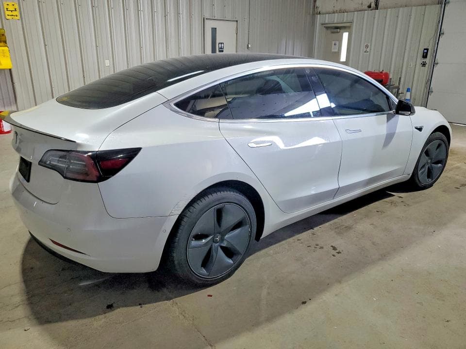 2020 TESLA MODEL 3 3