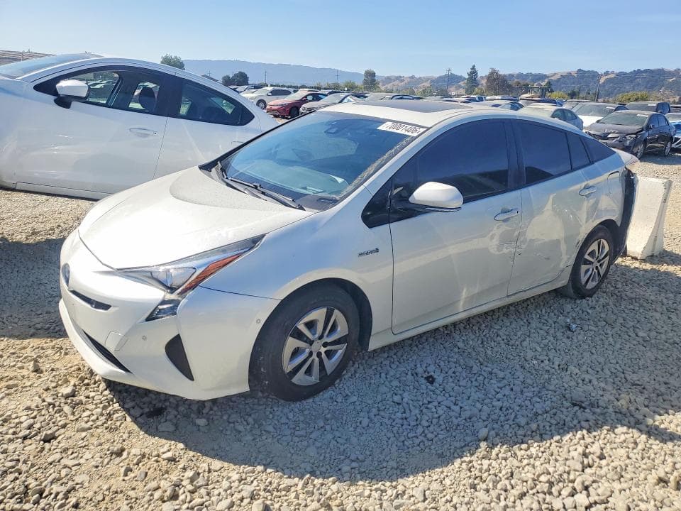 2017 TOYOTA PRIUS THREE - 1