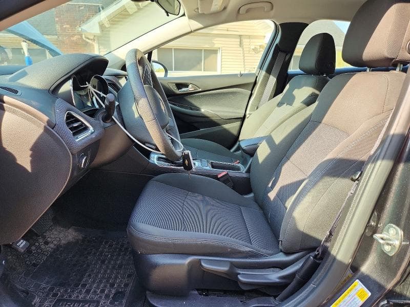 2017 CHEVROLET CRUZE LT 7