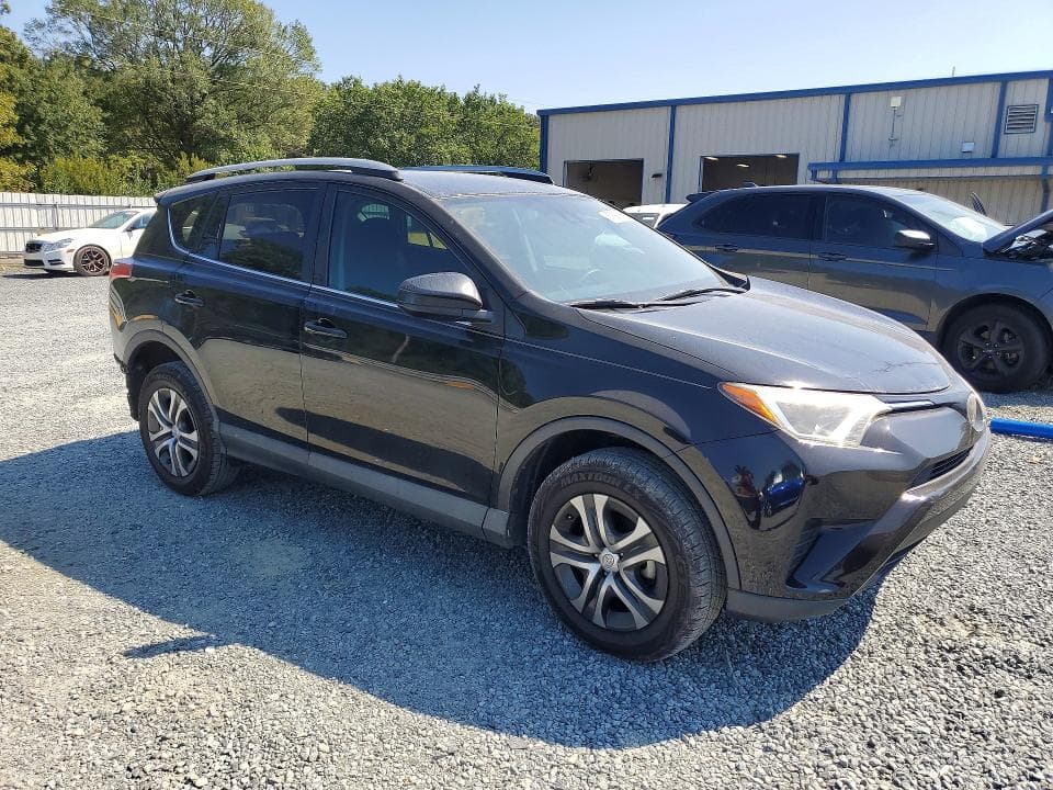 2018 TOYOTA RAV4 LE 4