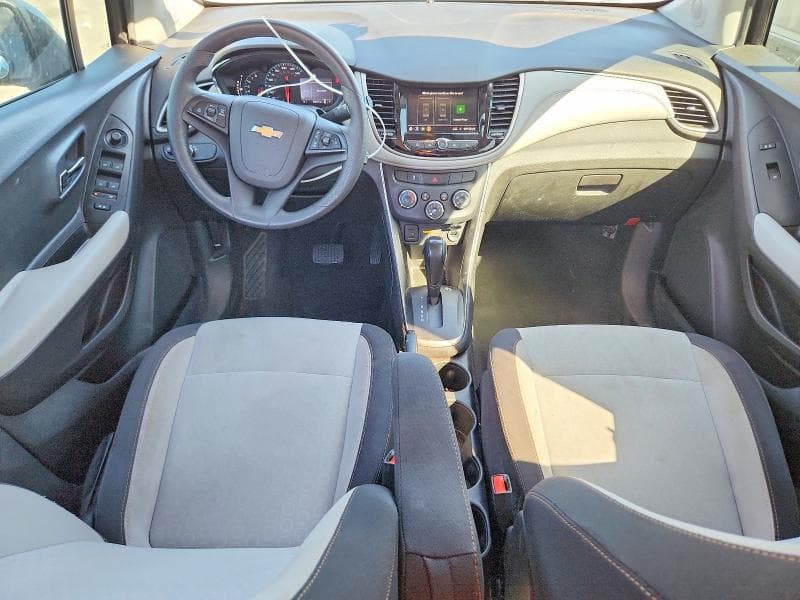 2020 CHEVROLET TRAX LS 8
