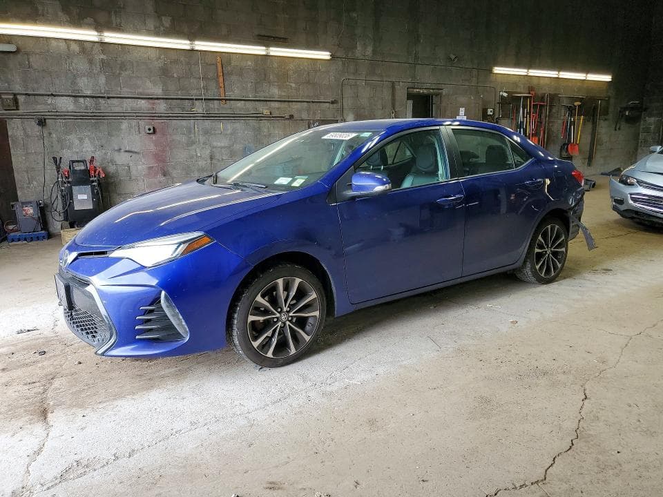 2018 TOYOTA COROLLA SE